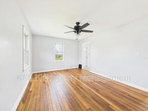 1078 Lindsay Ave in Akron, OH - Building Photo - Building Photo