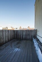 382 E 10th St in New York, NY - Building Photo - Building Photo