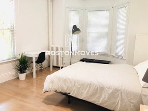 7 Imrie Rd, Unit 1st Floor in Boston, MA - Foto de edificio - Building Photo