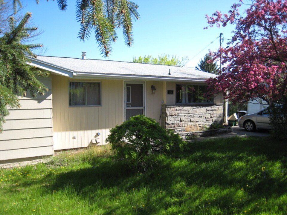 139 Coddington Rd in Ithaca, NY - Building Photo