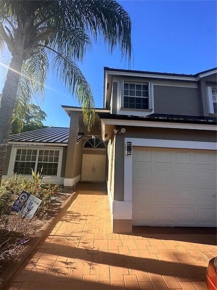 15434 SW 146th St, Unit 2 in Miami, FL - Foto de edificio - Building Photo