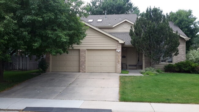 property at 2215 Sunstone Dr