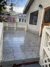 150 Amalfi Dr in Santa Monica, CA - Building Photo - Building Photo