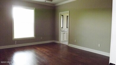 23 Silver Cedar Ct in Youngsville, LA - Building Photo - Building Photo