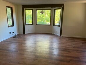 84693 Sarvis Berry Ln in Eugene, OR - Building Photo - Building Photo