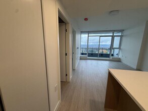 13675-1107A 107A Ave in Surrey, BC - Building Photo - Building Photo