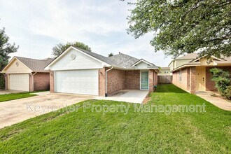 932 Beaumont Square in Norman, OK - Building Photo - Building Photo