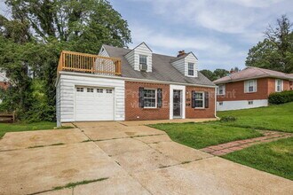 4605 Nelson Dr in St. Louis, MO - Building Photo - Building Photo