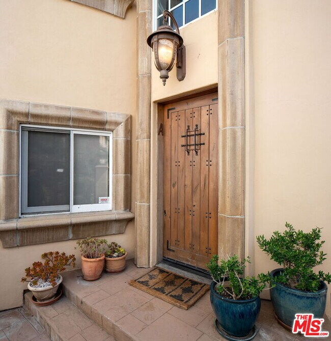 911 7th St in Santa Monica, CA - Building Photo - Building Photo
