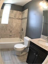1458 N Maplewood Ave-Unit -Floor 2 in Chicago, IL - Building Photo - Building Photo
