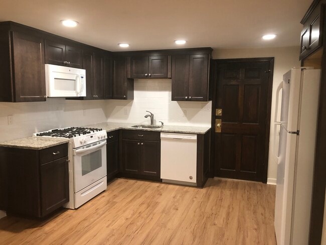 7 Grandview Rd, Unit 7, Unit 7