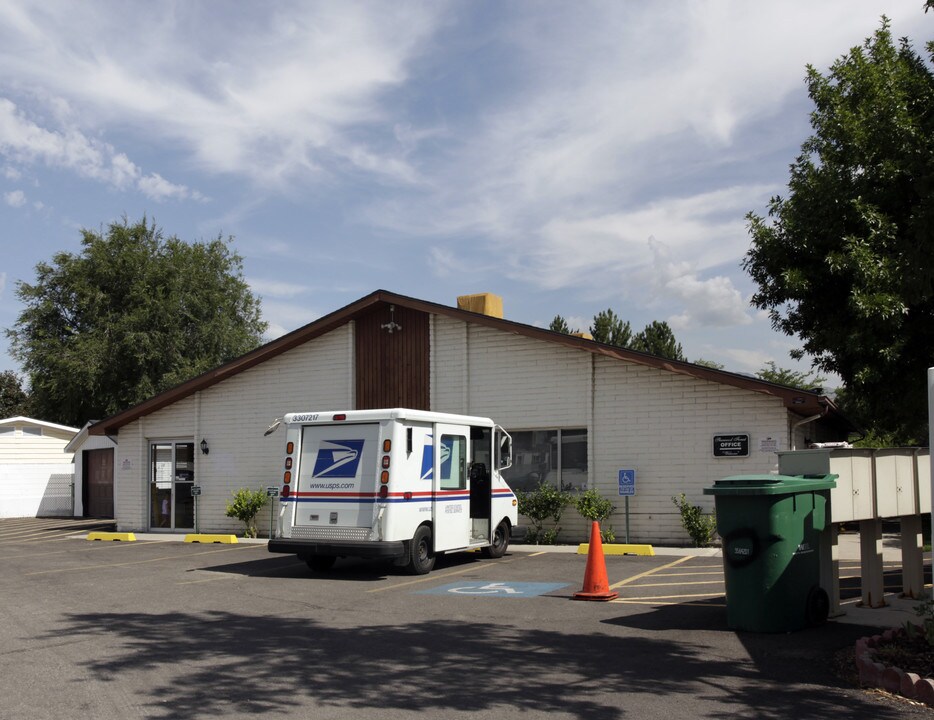 Sherwood Forest Mobile Home in Salt Lake City, UT - Building Photo