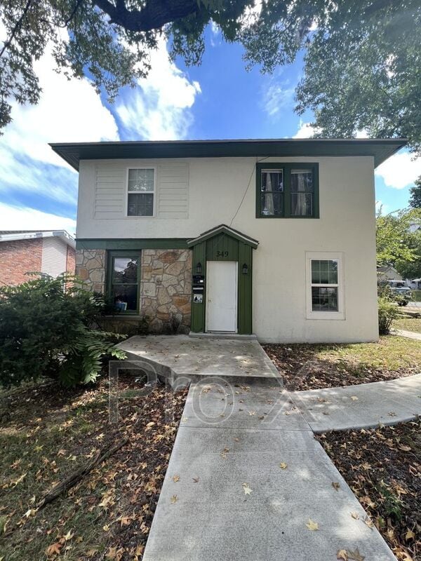 349 S Wood St in Neosho, MO - Building Photo - Building Photo