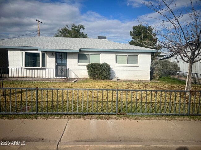 property at 2420 W Butler Dr