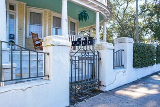 172 St Philip St in Charleston, SC - Building Photo - Building Photo