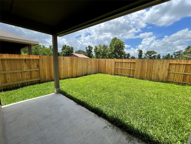 property at 9797 Grosbeak Ln