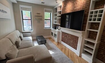 123 Willow Ave in Hoboken, NJ - Foto de edificio - Building Photo