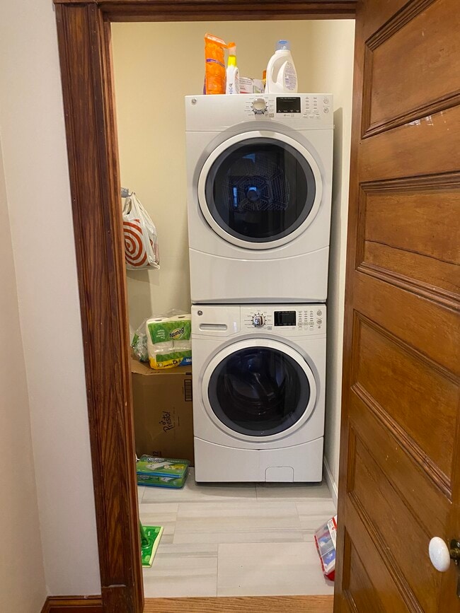 174 Saint Alphonsus St, Unit 3