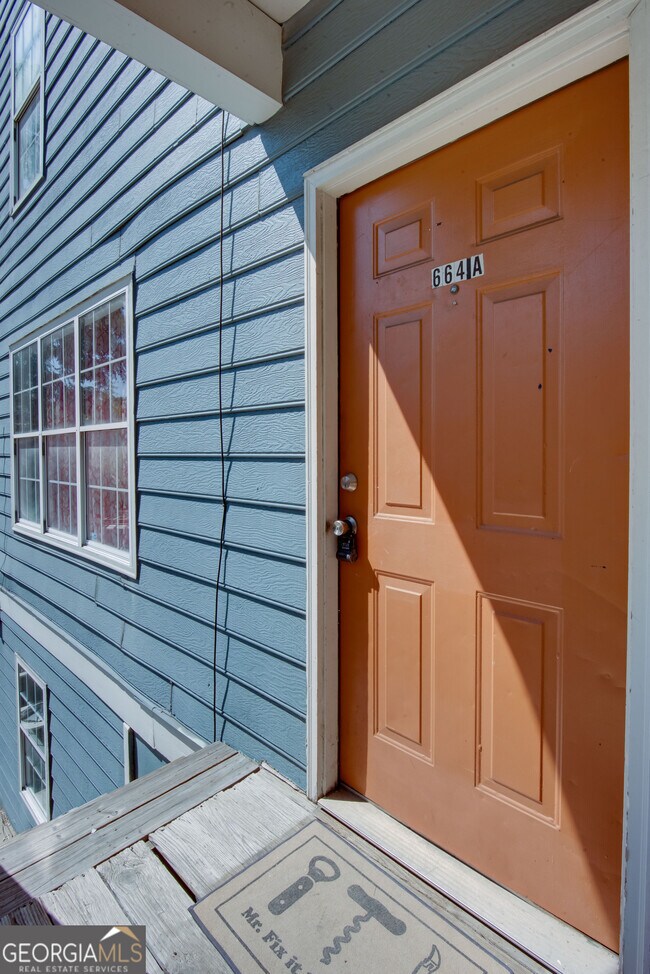 664 Bellemeade Ave NW in Atlanta, GA - Building Photo - Building Photo