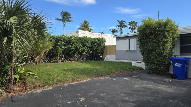 1512 NE 28th St in Pompano Beach, FL - Building Photo - Building Photo