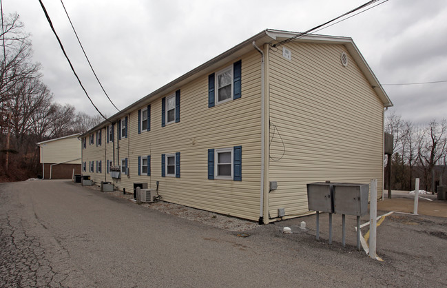 Taylorwood Apartments in Ashland, KY - Building Photo - Building Photo