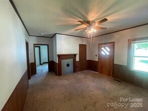 4537 Burton Ln in Denver, NC - Building Photo - Building Photo