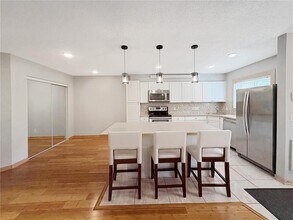 310 Ford Rd in Minneapolis, MN - Building Photo - Building Photo