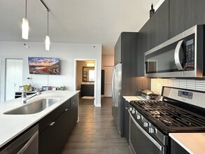 1000 S Clark St in Chicago, IL - Building Photo - Building Photo