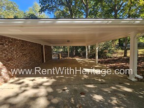 4081 Lauada Dr in Douglasville, GA - Building Photo - Building Photo