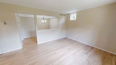 529 Longshore Dr in Ann Arbor, MI - Building Photo - Building Photo