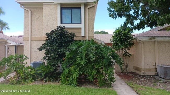 property at 1471 Sheafe Ave NE