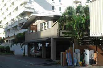 Waikiki Pacific Suites in Honolulu, HI - Building Photo - Building Photo