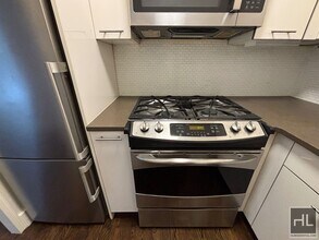 EAST 63 STREET in New York, NY - Building Photo - Building Photo