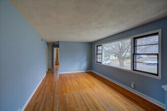 714 N Meadow Ln in Madison, WI - Building Photo - Building Photo