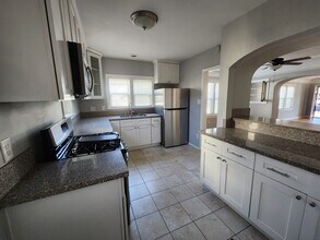 133 Ximeno Avenue in Long Beach, CA - Building Photo - Building Photo