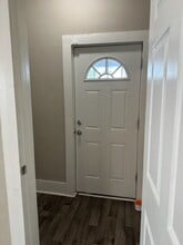 20 W Melvina St in Milwaukee, WI - Building Photo - Building Photo