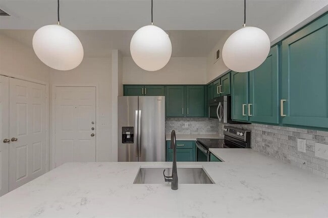 property at 3102 Kings Rd