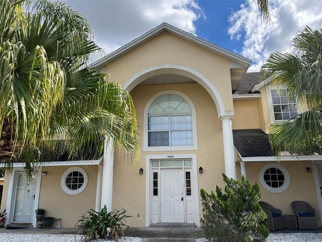 property at 3102 Enclave Ct