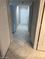 15415 Cedarwood Ln in Naples, FL - Building Photo