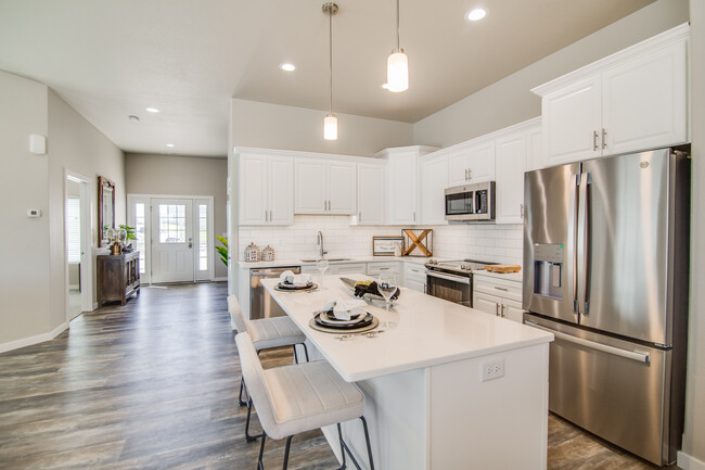 Coulee Ridge Twin Homes in Bismarck, ND - Foto de edificio - Building Photo