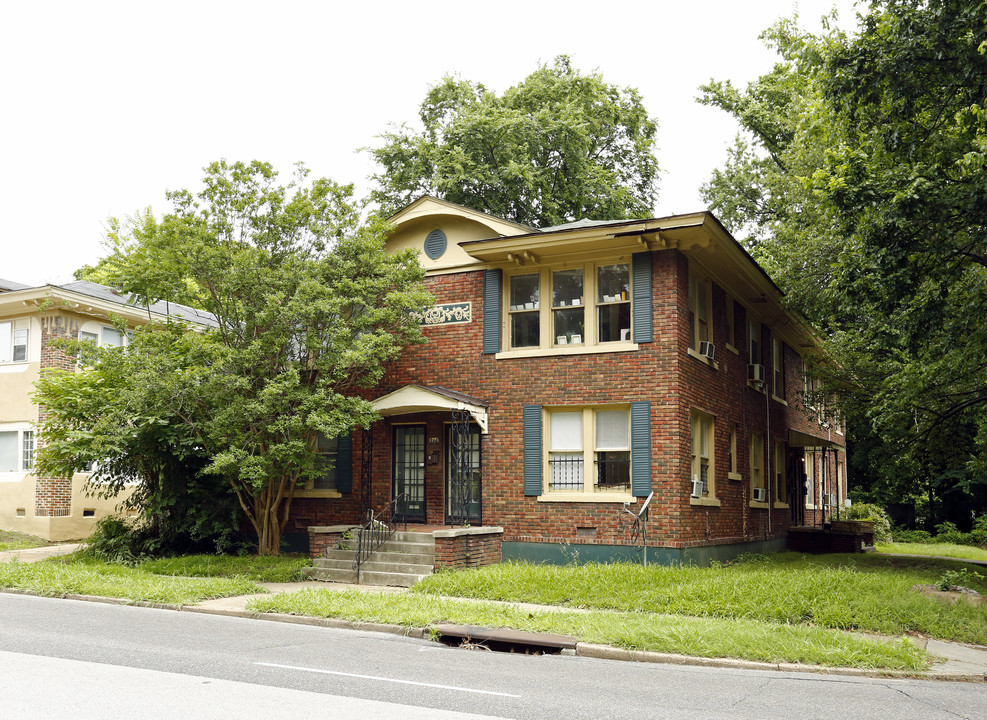 1778 Poplar in Memphis, TN - Building Photo