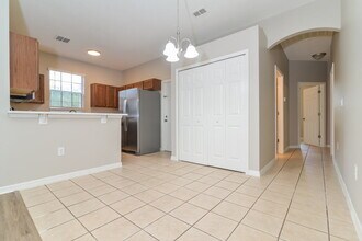 531 Bluff Pass Dr in Eustis, FL - Building Photo - Building Photo