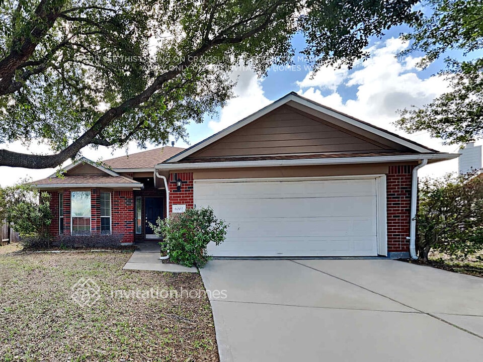 6002 Lone Prairie Way in Katy, TX - Building Photo