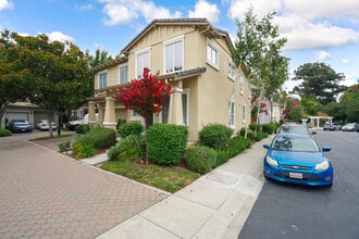 5884 Cedarwood Cmn in Livermore, CA - Building Photo - Building Photo