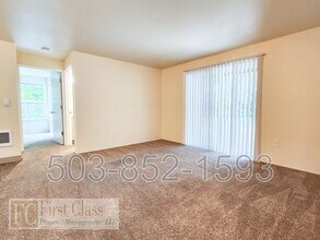 1235 NW 183rd Ave in Beaverton, OR - Building Photo - Building Photo