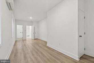 2250 N Woodstock St in Philadelphia, PA - Building Photo - Building Photo