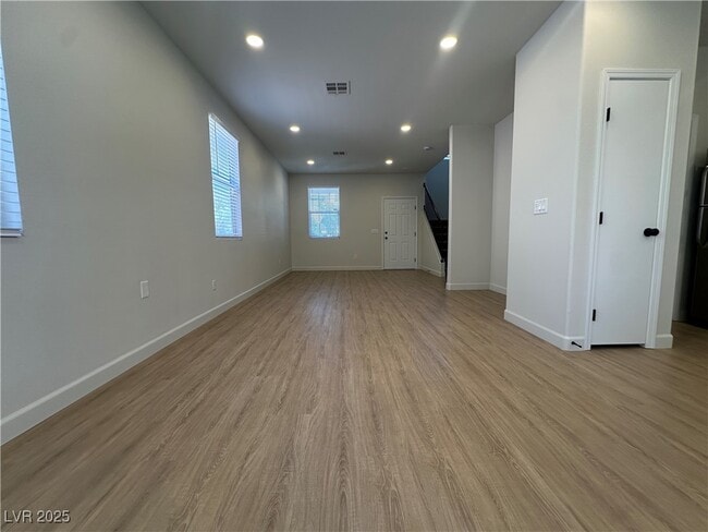 2635 Cottonwillow St in Las Vegas, NV - Building Photo - Building Photo