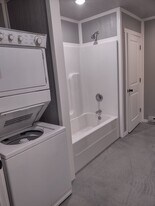 1123 W Broadway St, Unit A in Loogootee, IN - Building Photo