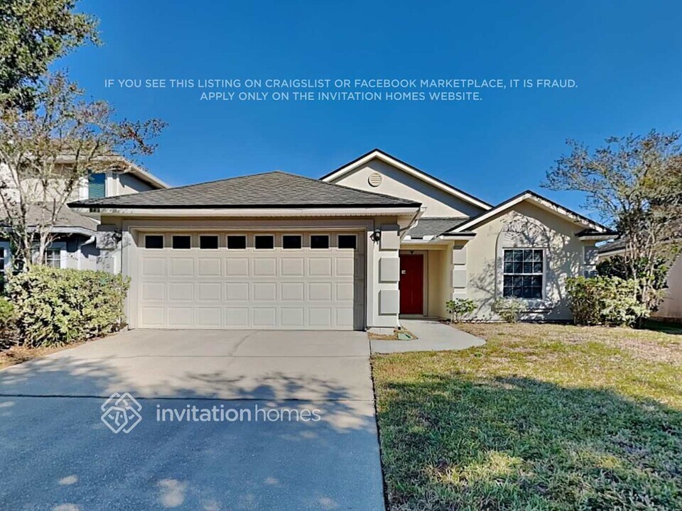 640 Birchbark Trail in St. Augustine, FL - Foto de edificio