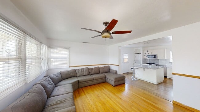 430 N Dexter St in La Habra, CA - Building Photo - Building Photo